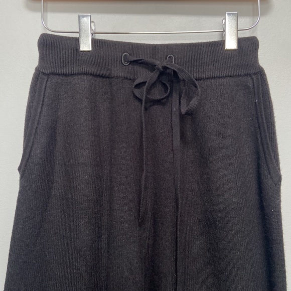 Luxe by Priv Black Knit Drawstring Joggers Size S - Picture 4 of 9